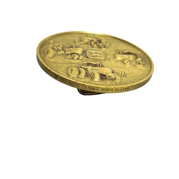 John Deere & Company Moline Il. LE 1982 Bronze Gold Plated Belt Buckle (5416) - Picture 4 of 5